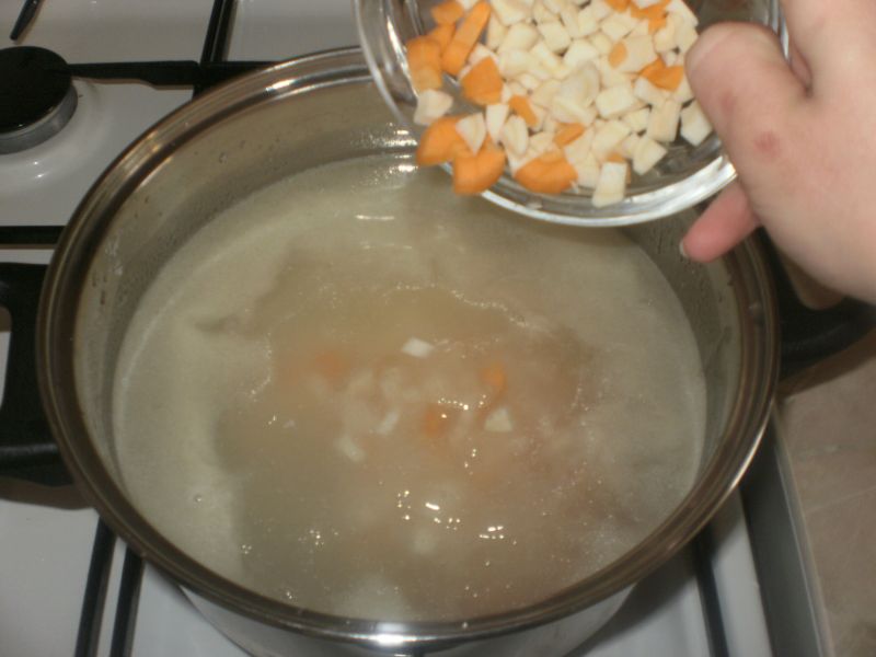 Krupicová polievka