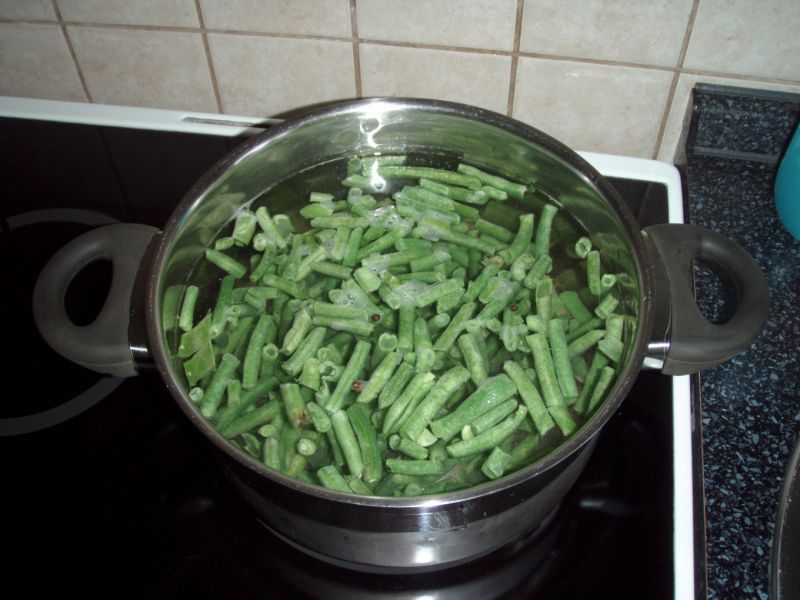Biela kyslá polievka zo zelenej fazuľky